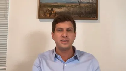 À CNN, João Campos fala que aliança com PT é “para além de uma eleição”